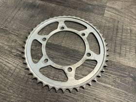 5vy-25445-20-00 Yamaha 2004-2008 Yzfr1 R1 Oem Rear Wheel Rim Chain Sprocket 45t